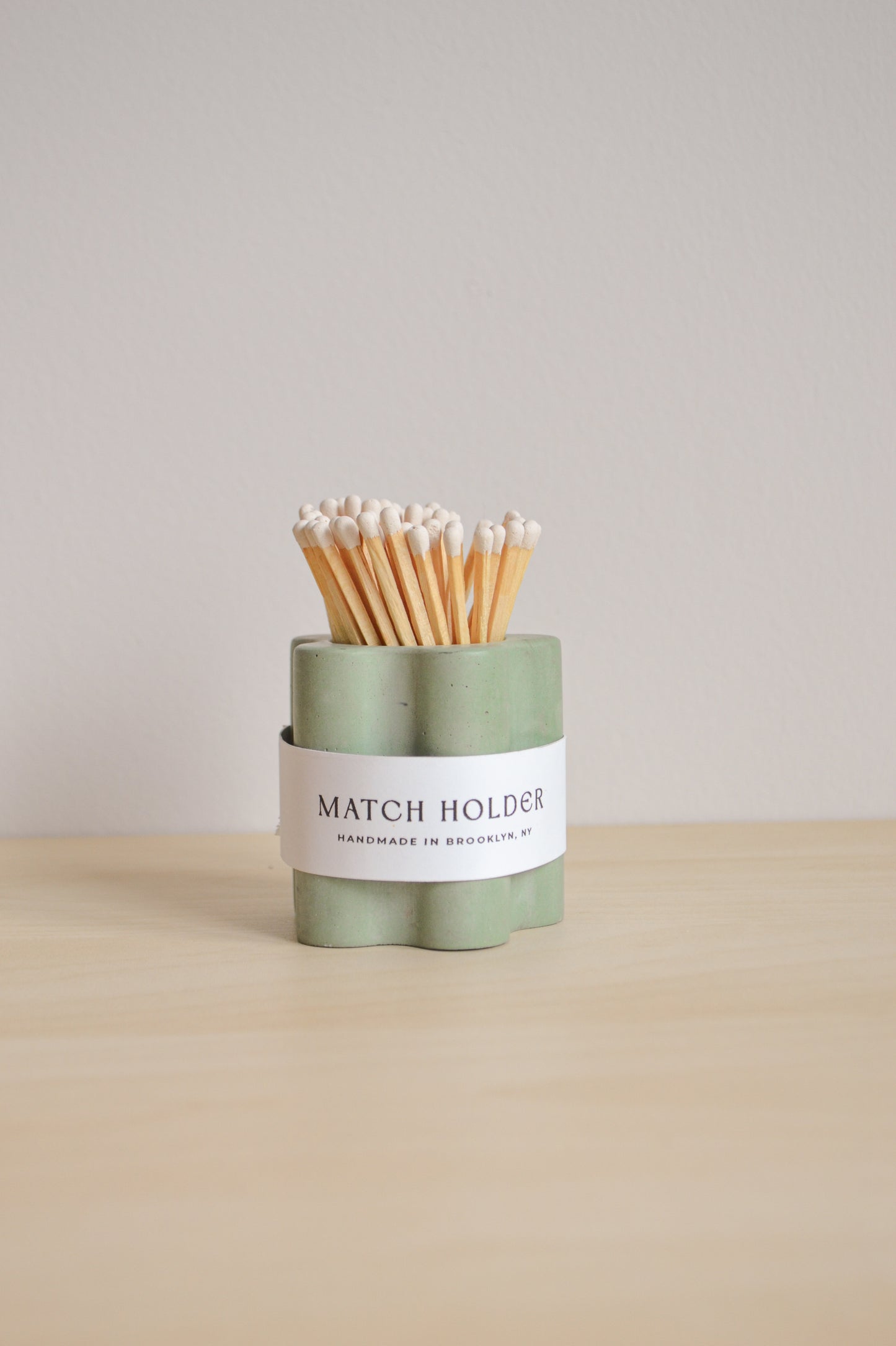 Daisy Match Holder