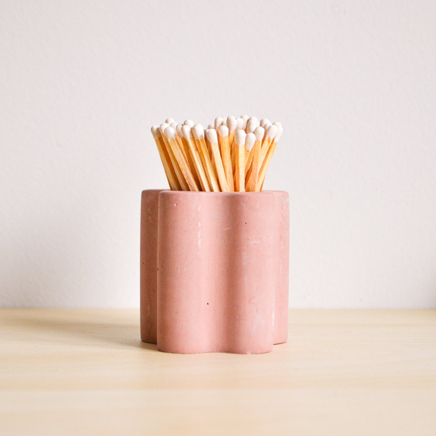 Daisy Match Holder